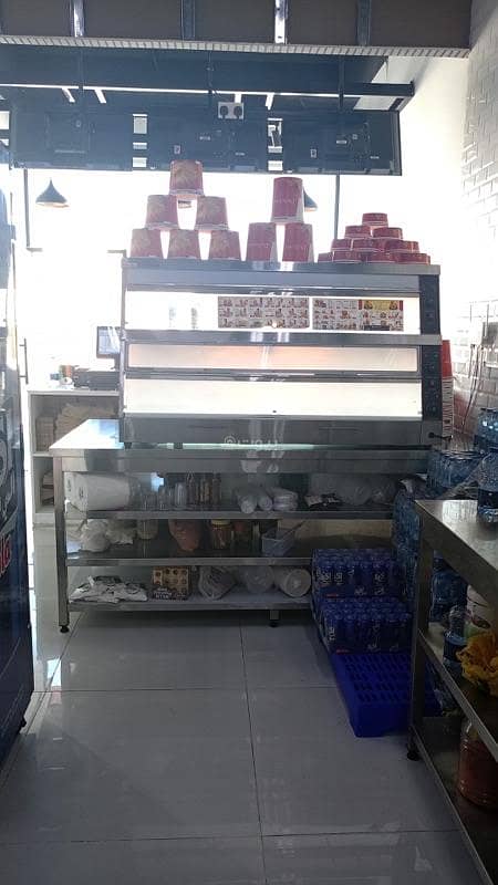 عقار تجاري للبيع في القمرات، مسقط عقار تجاري للبيع في القمرات، مسقط