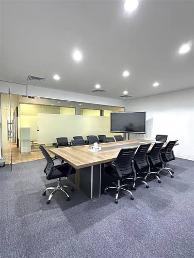 عقارات تجارية اخرى  للايجار في القرم، مسقط - عقار تجاري للايجار في القرم، مسقط