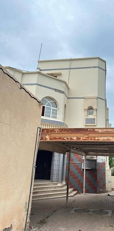 7 Bedrooms Villa For Sale in Al Hail, Muscat 7 Bedrooms Villa For Sale in Al Hail, Muscat