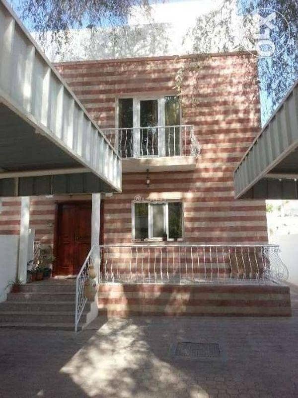 1 Room For Rent in Qurum, Muscat 1 Room For Rent in Qurum, Muscat