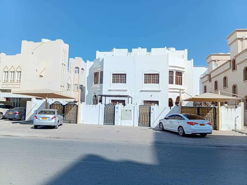 فيلا 5 غرف نوم للإيجار في الخوض، مسقط فيلا 5 غرف نوم للإيجار في الخوض، مسقط