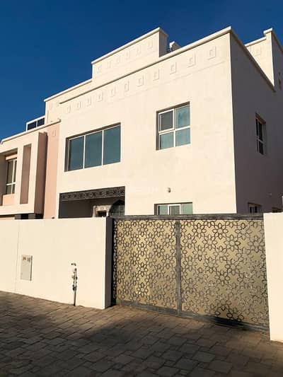 فیلا 6 غرف نوم للايجار في بوشر، مسقط - فيلا مكونة من 6 غرف نوم للإيجار في البوشري، مسقط