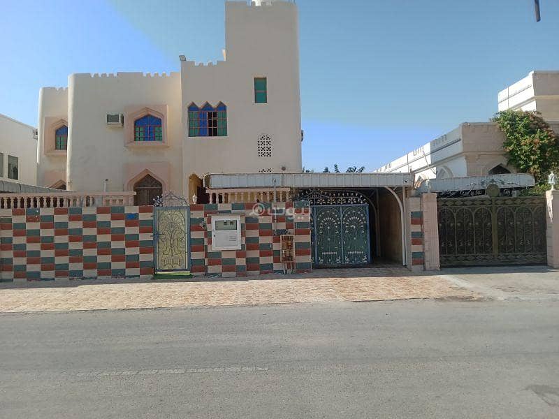 شقة 4 غرف نوم للإيجار في المعابل، مسقط شقة 4 غرف نوم للإيجار في المعابل، مسقط