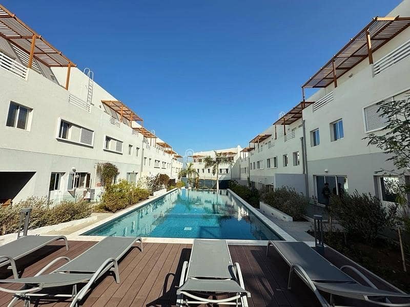 فيلا بـ 4 غرف نوم للإيجار في مدينة السلطان قابوس، مسقط فيلا بـ 4 غرف نوم للإيجار في مدينة السلطان قابوس، مسقط