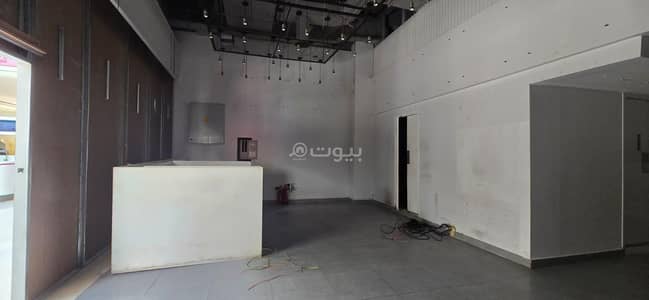 عقارات تجارية اخرى  للايجار في السيب، مسقط - عقار تجاري للإيجار في السيب، مسقط