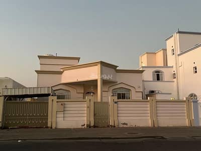 4 Bedroom Villa for Rent in Al Amarat, Muscat - 4 Bedrooms Villa For Rent in Al Amarat, Muscat