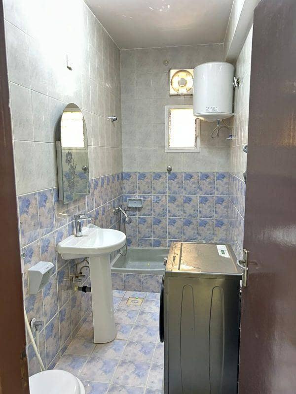 شقة مكونة من غرفتي نوم للإيجار في الخوير مسقط شقة مكونة من غرفتي نوم للإيجار في الخوير مسقط