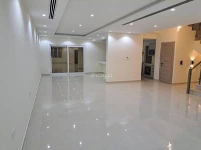 فیلا 5 غرف نوم للايجار في مدينة السلطان قابوس، مسقط - فيلا مكونة من 5 غرف نوم للإيجار في مدينة السلطان قابوس، مسقط