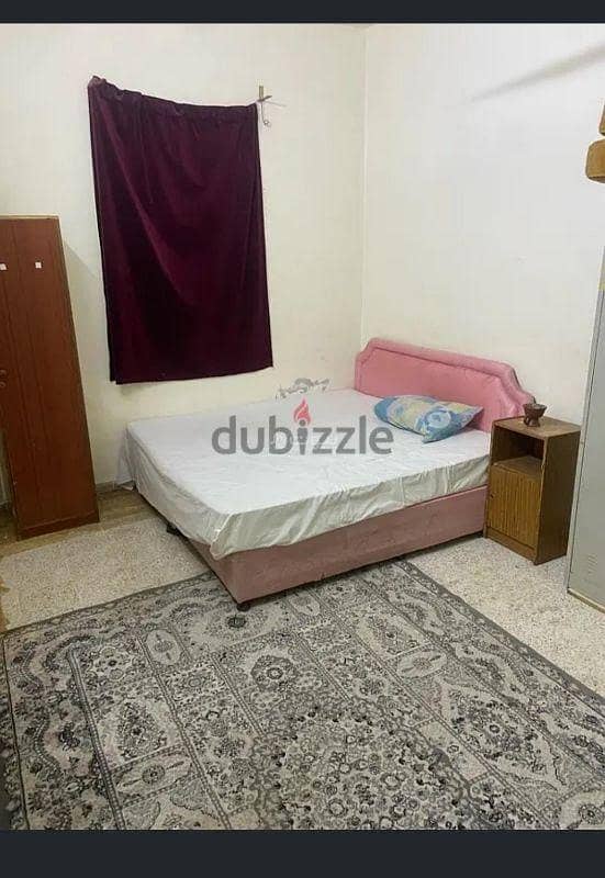 1 Room For Rent in Al Amarat, Muscat 1 Room For Rent in Al Amarat, Muscat