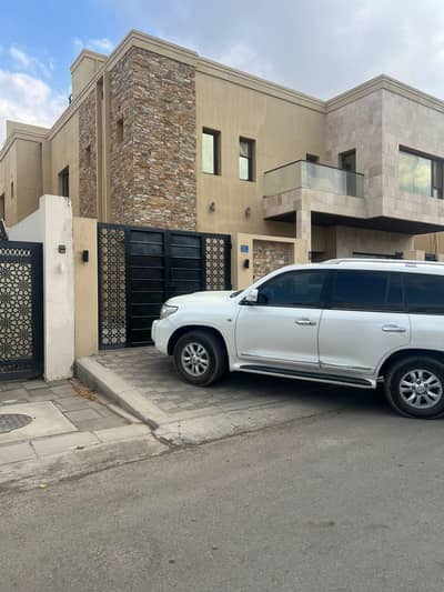 فیلا 5 غرف نوم للايجار في الخوض، مسقط - فيلا مكونة من 5 غرف نوم للإيجار في الخوض، مسقط