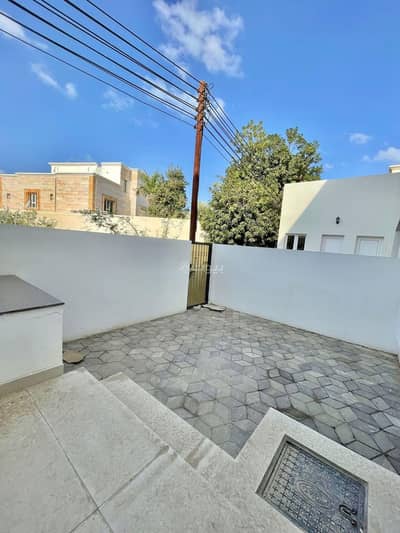 4 Bedroom Villa for Rent in Al Mawaleh, Muscat - 4 Bedrooms Villa For Rent in Al Mawaleh, Muscat