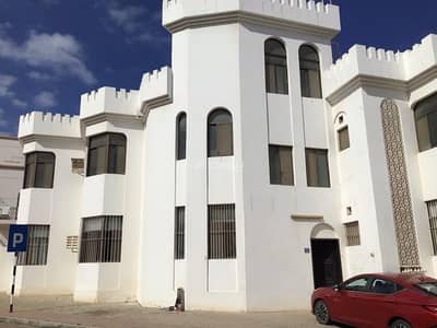 فلیٹ 2 غرفة نوم للايجار في دارسيت، مسقط - شقة من غرفتي نوم للايجار في درسايت، مسقط