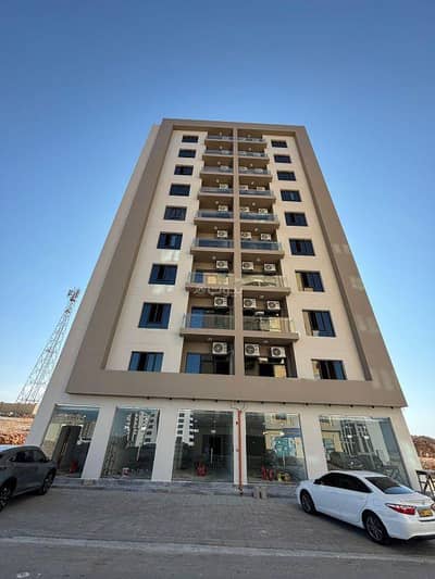 2 Bedroom Apartment for Sale in Madinat As Sultan Qaboos, Muscat - 2 Bedrooms Apartment For Sale in Madinat As Sultan Qaboos, Muscat