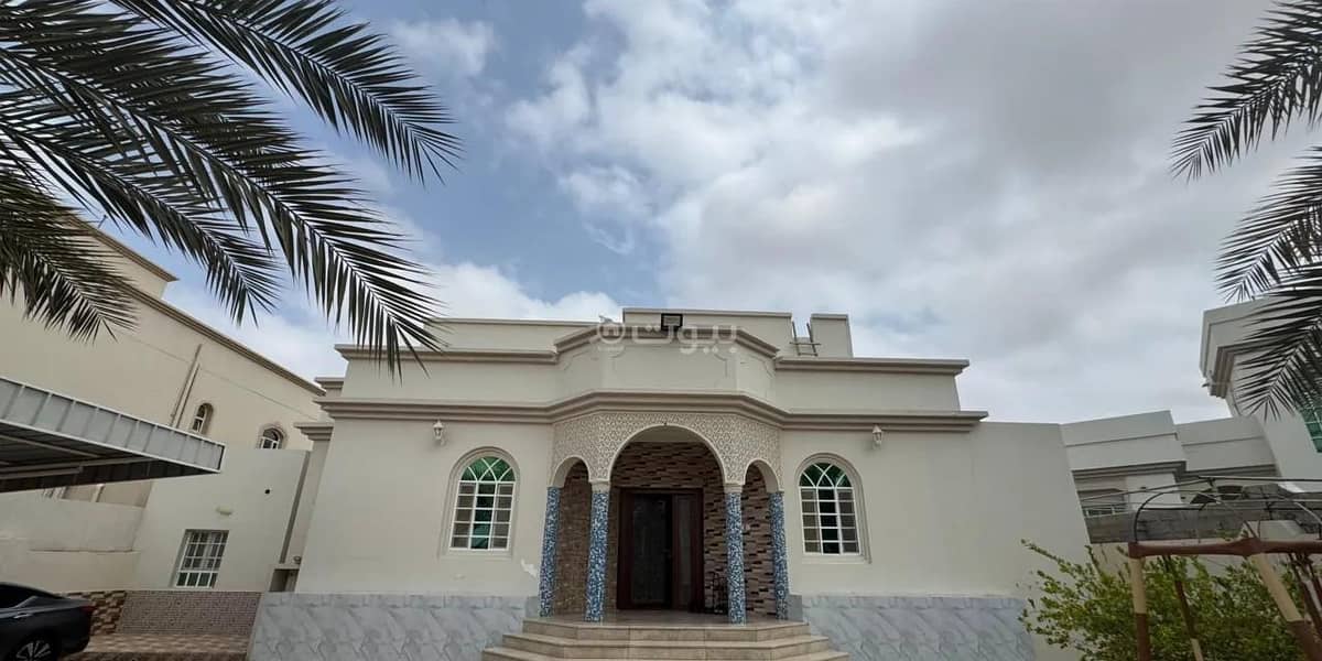6 Bedrooms Villa For Sale in Al Maabilah, Muscat 6 Bedrooms Villa For Sale in Al Maabilah, Muscat