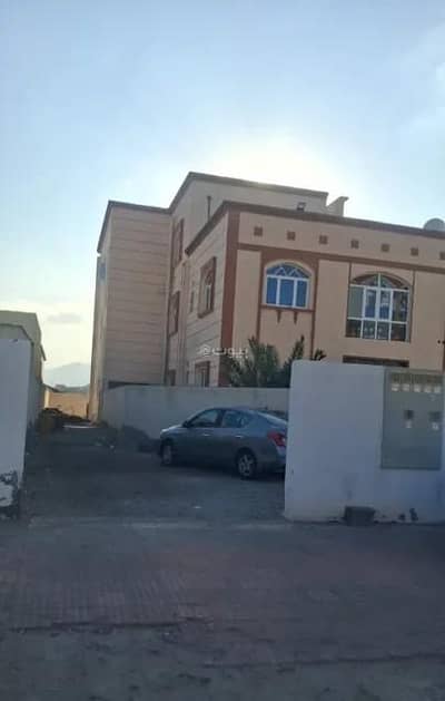 شقة 6 غرف نوم للبيع في العامرات، مسقط - شقة مكونة من 6 غرف نوم للبيع في الأمارات، مسقط