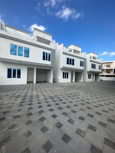 6 Bedroom Villa for Rent in Qurum, Muscat - 6 Bedrooms Villa For Rent Qurum, Muscat