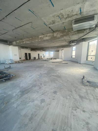 عقارات تجارية اخرى  للايجار في العذيبة، مسقط - مساحة تجارية للإيجار في/business in Azaiba, Muscat