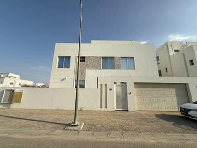 فیلا 7 غرف نوم للايجار في الخوض، مسقط - فيلا مكونة من 7 غرف نوم للإيجار في القهود مسقط