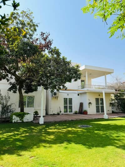 7 Bedroom Villa for Rent in Madinat As Sultan Qaboos, Muscat - 7 Bedrooms Villa For Rent in Madinat As Sultan Qaboos, Muscat