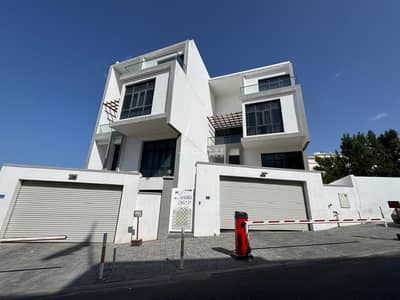 4 Bedroom Villa for Rent in Madinat As Sultan Qaboos, Muscat - 4 Bedroom Villa For Rent in Madinat As Sultan Qaboos, Muscat