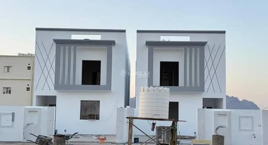 4 Bedroom Villa for Sale in Al Amarat, Muscat - 4 Bedroom Villa For Sale in Al Amarat, Muscat