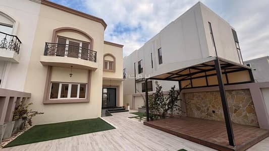 فیلا 4 غرف نوم للايجار في العذيبة، مسقط - فيلا مكونة من 4 غرف نوم للإيجار في العزبة، مسقط