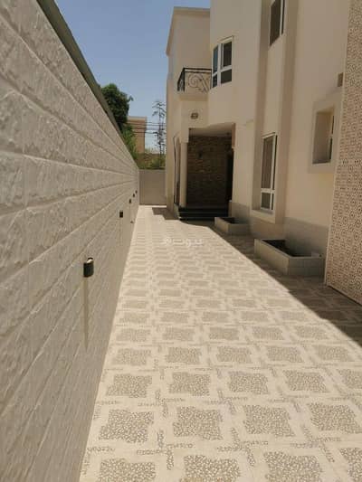 5 Bedroom Villa for Rent in Al Seeb, Muscat - 5 Bedroom Villa For Rent in Al Seeb, Muscat