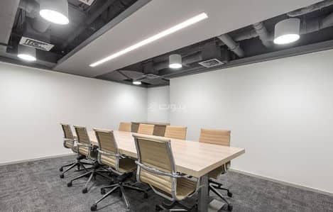 عقارات تجارية اخرى  للايجار في الموالح، مسقط - محل تجاري مفروش للإيجار في الموالح، مسقط