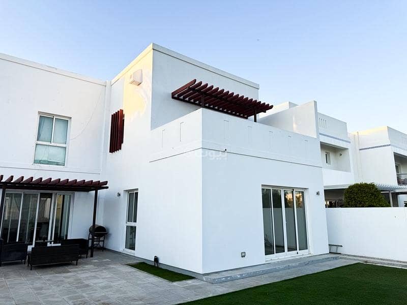 4 Bedroom Villa For Sale in The Wave (Almouj), Muscat 4 Bedroom Villa For Sale in The Wave (Almouj), Muscat