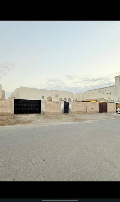 فیلا 3 غرف نوم للبيع في المعبيلة، مسقط - فيلا مكونة من 3 غرف نوم للبيع في المعبيلة، مسقط