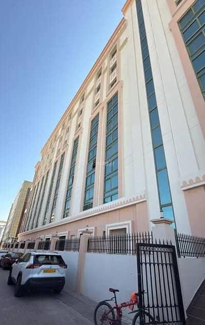 شقة 3 غرف نوم للايجار في العذيبة، مسقط - شقة مكونة من 3 غرف نوم للإيجار في العذيبة، مسقط