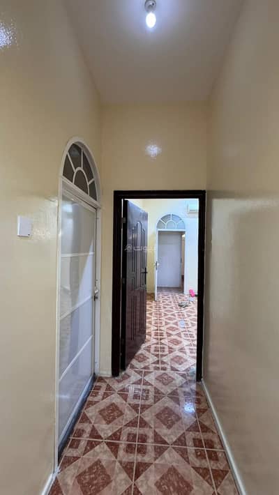 2 Bedroom Flat for Rent in Al Hail, Muscat - 2 Bedroom Apartment For Rent in Al Hail, Muscat