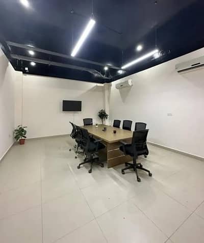 عقارات تجارية اخرى  للايجار في غلا، مسقط - مساحة تجارية مفروشة 10 متر مربع للإيجار في الغلاء، مسقط