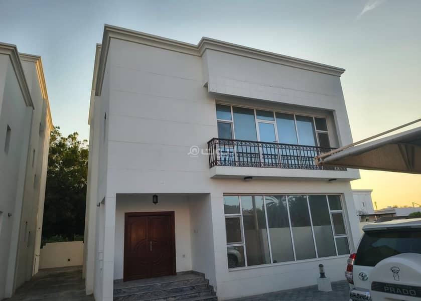 فيلا من 5 غرف نوم للإيجار في قُرُم، مسقط فيلا من 5 غرف نوم للإيجار في قُرُم، مسقط