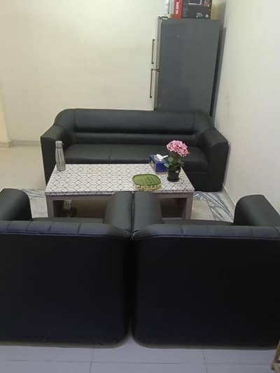 فلیٹ 1 غرفة نوم للايجار في بركاء، الباطنة - شقة غرفة نوم واحدة للإيجار في بركاء