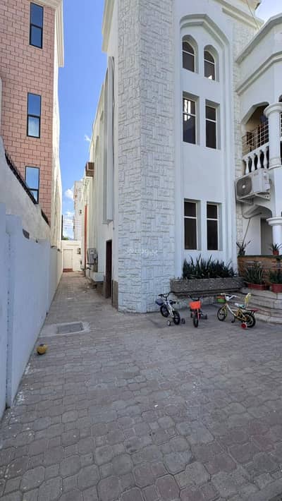 فلیٹ 3 غرف نوم للايجار في الغبرة، مسقط - شقة بثلاث غرف نوم للإيجار في الغبرة، مسقط