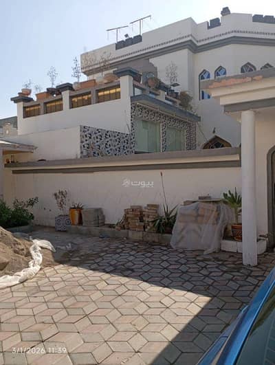 6 Bedroom Villa for Sale in Al Mawaleh, Muscat - 6 Bedroom Villa For Sale in Al Mawaleh, Muscat