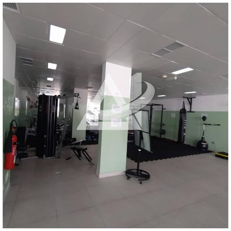 فيلا 4 غرف للايجار في القرم، مسقط فيلا 4 غرف للايجار في القرم، مسقط