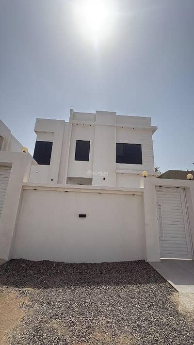5 Bedroom Villa for Sale in Barka, Al Batinah - 5 Bedroom Villa For Sale in Barka, Al Batinah