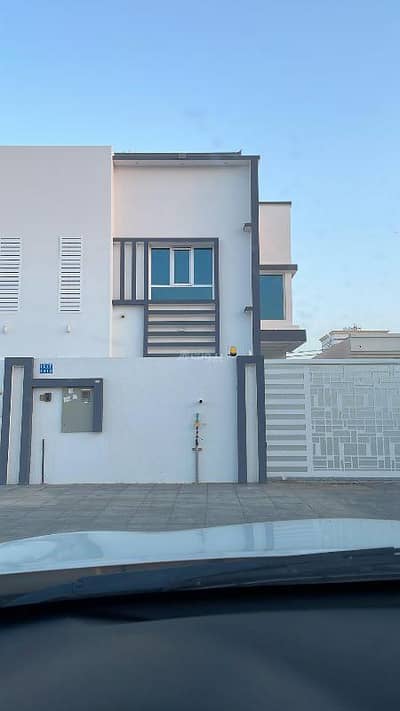 7 Bedroom Villa for Sale in Al Maabilah, Muscat - 7 Bedroom Villa For Sale in Al Maabilah, Muscat