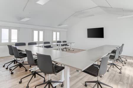 Other Commercial for Rent in Qurum, Muscat - Other Commercial For Rent Qurum, Muscat