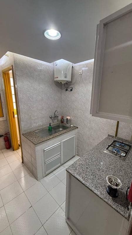 2 Bedrooms Apartment For Rent Al Maabilah, Muscat