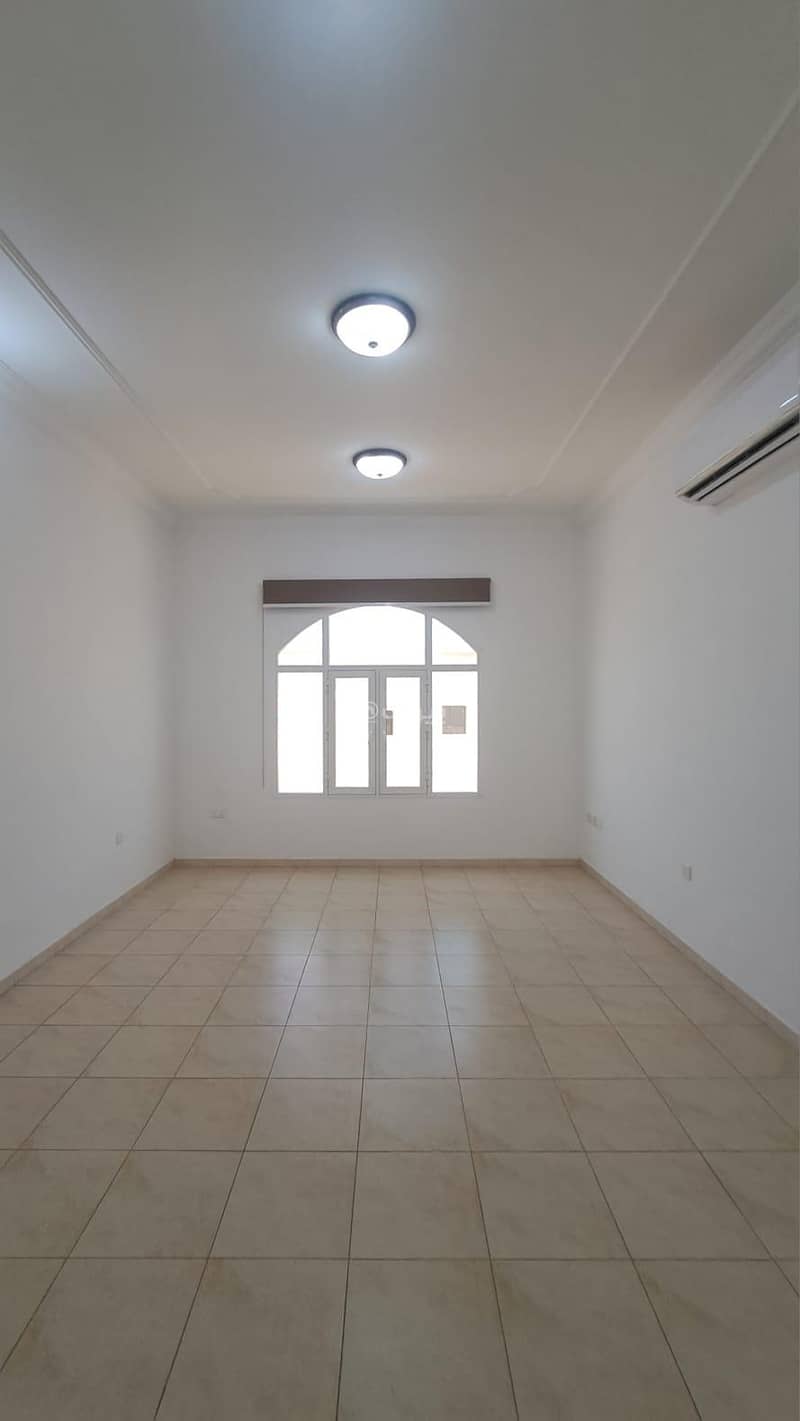 فيلا 4 غرف نوم للإيجار في القرم، مسقط فيلا 4 غرف نوم للإيجار في القرم، مسقط